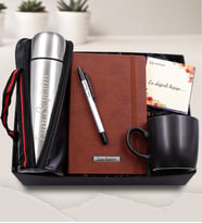 Kişiye Özel 500 ML Deri Çantalı Çelik Termos & Siyah Mat Kupa & Kahverengi Defter & Gri Renk Touch Pen Hediye Seti