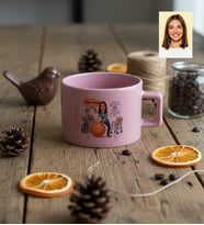Kişiye Özel Karikatürlü Kadın Fizyoterapist Lüks Pastel Fincan Tıp Bayramı Hediyesi