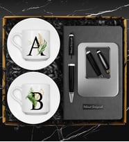 32 GB Kişiye Özel Kutulu Siyah Usb Kalem & Kişiye Özel Defter & Kişiye Özel İkili Fincan Hediye Seti
