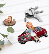BK Gift Kişiye Özel Kadın Fiat Albea Figürlü Plakalı Ahşap Karikatür Anahtarlık-1