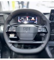 DİKİŞLİ DİREKSİYON KILIFI SİYAH DERİ NOKTALI DERİ SİYAH DİKİŞLİ FIAT SCUDA BİREBİR UYUM