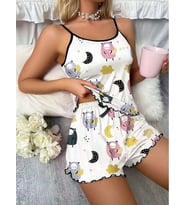 Amora Secret Beyaz Üstüne Desenli İnce Askılı Şortlu Pijama Takımı