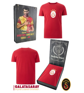 Galatasaray Orijinal Lisanslı Arma T-Shirt Metin Oktay Baskılı Hediyelik Ahşap Kutulu (Kırmızı)