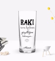 BK Gift Kişiye Özel Renkli Baskılı Rakı İçen Kadının Tasarımlı Rakı Bardağı-1 (Beyaz)