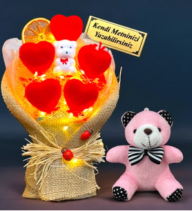 Kişiye Özel Led Işıklı Buket ve Peluş Ayıcık Anahtarlık Hediye Seti (Model 3)