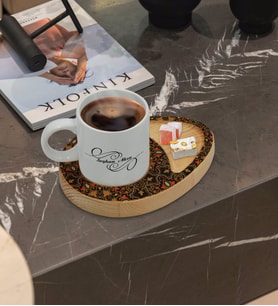 BK Gift Kişiye Özel Retro Motif Tasarımlı Doğal Ahşap Tabaklı Türk Kahvesi Fincanı Sunum Seti Model 12