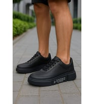 Günlük Erkek Spor Ayakkabı Bağcıklı Dikiş Detaylı Hafif Kalın Yüksek Taban Sneaker MC06 (Siyah)