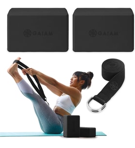 Essentials Yoga Block 2 Pack & Yoga Strap Set