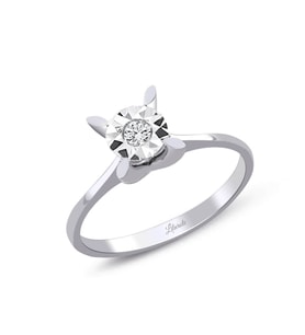 0.06 Ct Lazerli Pırlanta Badem Tırnak Tektaş Yüzük