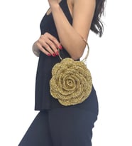 Özel Tasarım Gül Formlu Kadın Çantası – Handmade Abiye Çanta