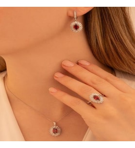 Kadın Gümüş Set - Mekik Model Yakut Taşlı Baget Süslemeli Rodyumlu Kadın Set