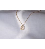 Kişiye Özel 925 Ayar Gümüş Minimal Sevimli Silüet Ev Kolye (Gold)