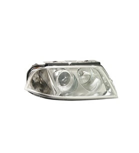 Volkswagen Passat 2001-2005 Far Sağ (Oem No:3B0941016An)