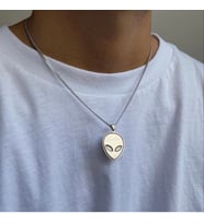 Unisex Model 925 Ayar Gümüş Alien Özel Tasarım Kolye (Gümüş)