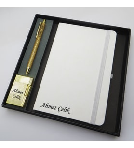 Signator® Codex  N245 Kişiye Özel Defterli Set - İsme Özel Gold Kalem + İsme Özel Beyaz Defter+ İsme Özel Gold Çakmak  İsme Özel Kutusunda Hediyelik Set (Karışık)
