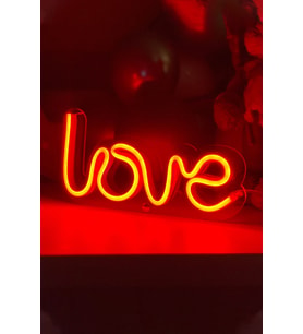 Neon LED Işıklı Çocuk Odası Masaüstü Love Yazılı Tablo 20x10 cm (Krem)