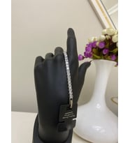 ÇELİK GÜMÜŞ RENK ZİRKON TAŞLI BİLEKLİK