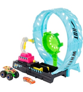 Hot Wheels Monster Trucks Karanlıkta Parlayan Çember HBN02