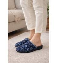 Extra Soft ZH001 Önü Kapalı Kışlık Çiçekli Kadın Ev Misafir Terliği (Lacivert)
