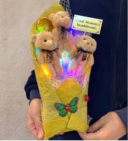 Renkli Led Işıklı Kişiye Özel Kahverengi Ayıcıklı Büyük Boy Peluş Ayıcık Buketi (Model 2)