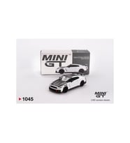 Mini GT 1:64 Ölçekli Nissan GT-R Nismo 2024 Brilliant White Pearl