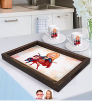 BK Gift Kişiye Özel Süper Anne ve Çocuk Karikatürlü Doğal Ahşap Tepsi ve 2’li Kahve Fincan Seti-1