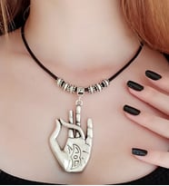 Mudra Yoga Meditasyon Şekilli Kadın Kolye Gümüş Kaplama El Yapımı Ayarlanabilir Kolye