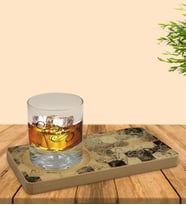BK Gift Kişiye Özel Mermer Tasarımlı Doğal Ahşap Tabaklı Viski Bardağı Sunum Seti Model 13