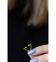 Sarı Renk Gold Üçgen 925 Ayar Gümüş Kıkırdak Earcuff Küpe