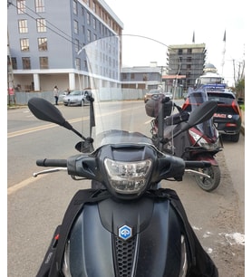 MOTOCAM Piaggio Beverly 400 Ön Cam 2021-2026 Model 44cm Şeffaf Renkli 4mm