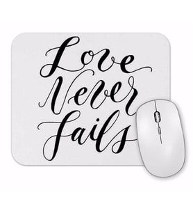 Love Guitar Fantastik Gitar Mouse Pad.jpg