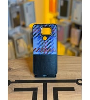 Redmi Note 9 Uyumlu Piksel Desenli ve Deri Detaylı Premium Stil Kılıf (Siyah)