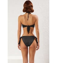 Kadın Bikini Takımı Straplez Drapeli Sabit Kap Balensiz Normal Bel Bağlama Detaylı Simli Örme