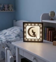 Tasarım Ay Işığı ve Peri Temalı Dekoratif LED Gece Lambası – 14x14 cm (Parlak Beyaz)