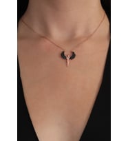 925 Ayar Gümüş Zincirli Rose Kaplama Siyah Zirkon Taşlı Sarılan Çift Melek Kanatlı Kolye