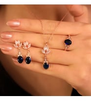 925 Ayar Gümüş Lotus Motifli Zirkon Taşlı Set