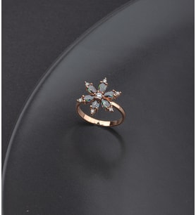 925 Ayar Gümüş Lotus Çiçeği Yüzüğü (Mistik Topaz Taşlı)