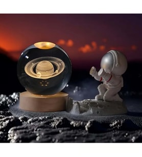 MOBGİFT Satürn Temalı Geniş Gezegen Ahşap Alt USB'li Cam Küre