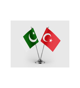 Pakistan Bayrağı ve Türk Bayrağı İkili Saten Masa Bayrağı Takımı