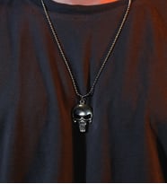 Punisher Model Top Zincir Gümüş Tasarım Kolye