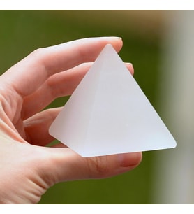 Selenit Taşı Piramit Kütle - 6 cm