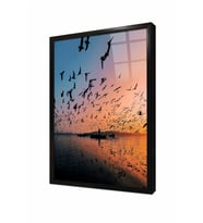 Tablosan Balıkçı ve Martılar Çerçeveli Cam Tablo