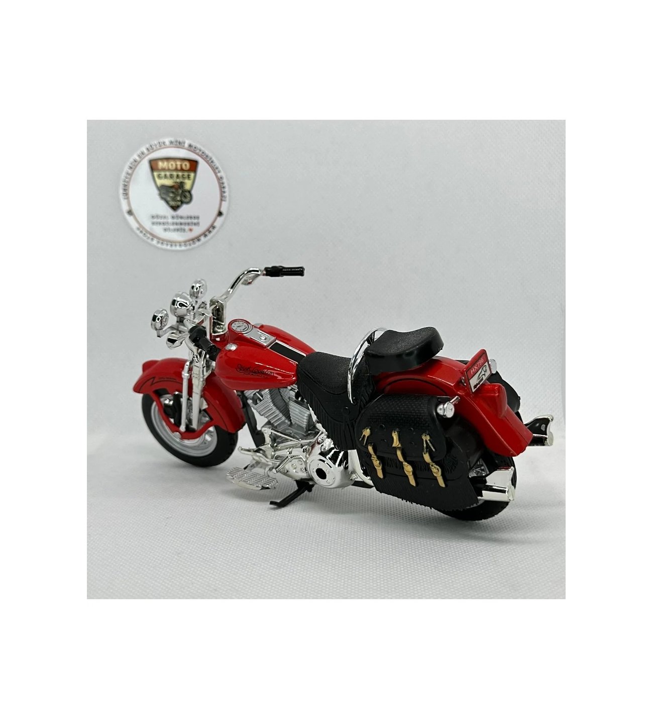 Harley-Davidson Heritage Softail Classic 1:12 Diecast Metal Model