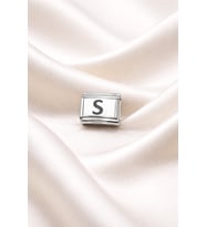 S Harfli Charm – Paslanmaz Çelik, Kişiye Özel Harfli Bileklik Aksesuarı