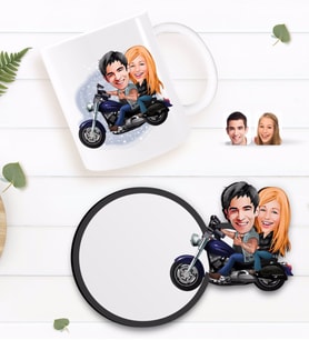 BK Gift Kişiye Özel Motorcu Sevgililer Karikatürlü Beyaz Kupa ve Ahşap Bardak Altlığı Hediye Seti-1