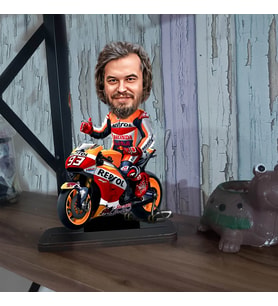 yarış motorcu  karikatür biblo