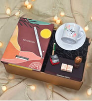 Kişiye Özel Masaüstü Notluk& Desenli Defter& Beyaz Touch Pen& Baskılı Fincan Hediye Seti