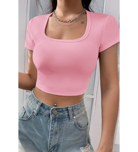 Kadın Pembe Yarım Kol Düz Yaka Crop Top Bluz