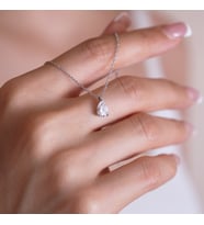 925 Ayar Radyum Kaplama Swarovski  Damla Tek Taş Gümüş Kolye