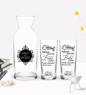 BK Gift Kişiye Özel Renkli Baskılı Rakının Yanında Balık Yoksa Tasarımlı İkili Rakı Bardağı ve Karaf Hediye Seti-1 (Model 1)